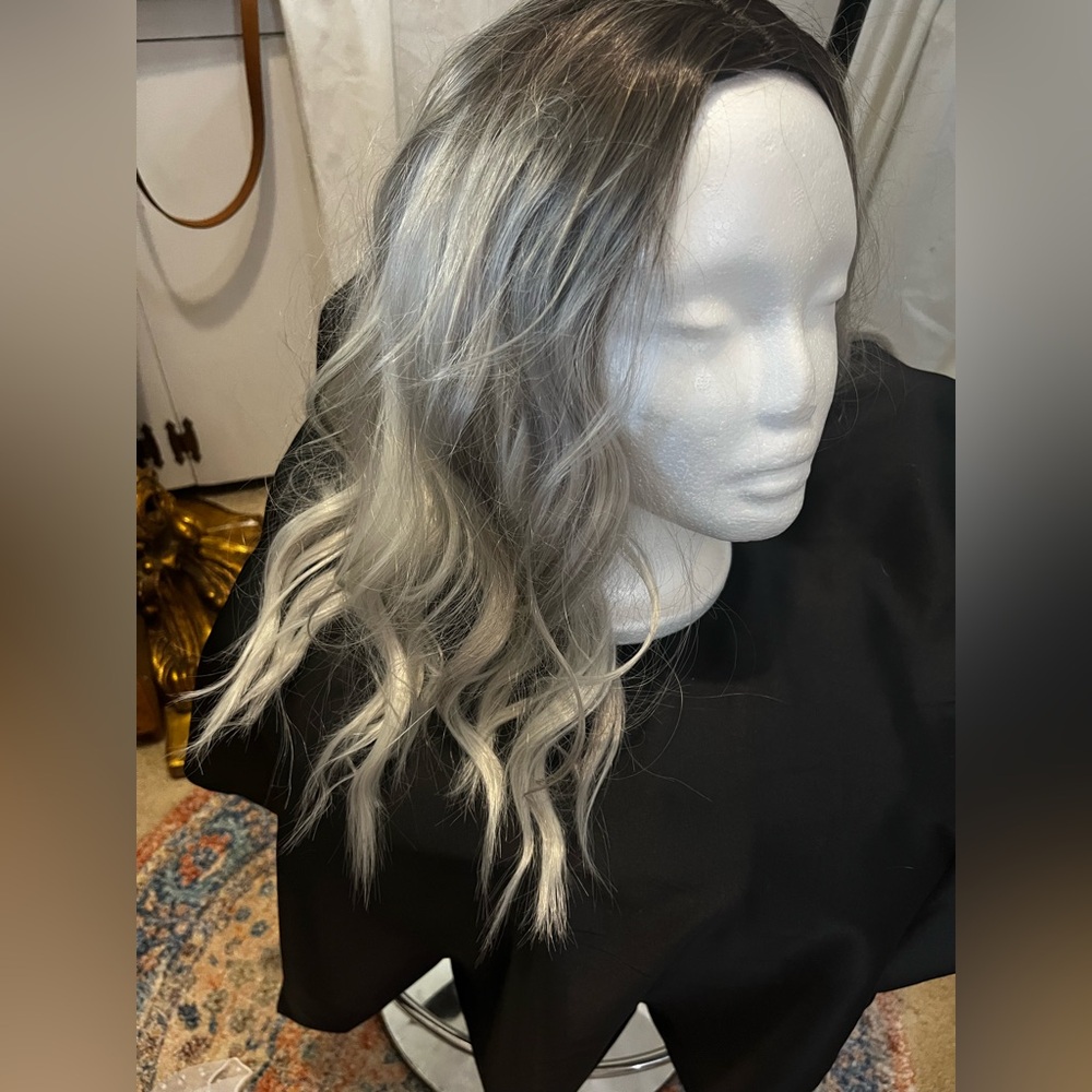 Elegant Black and Silver Ombre Wig